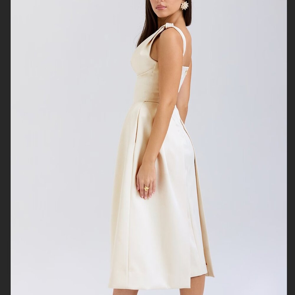 NWT HOUSE OF CB Paloma vintage cream satin pleated midi dress - Picture 4 of 15